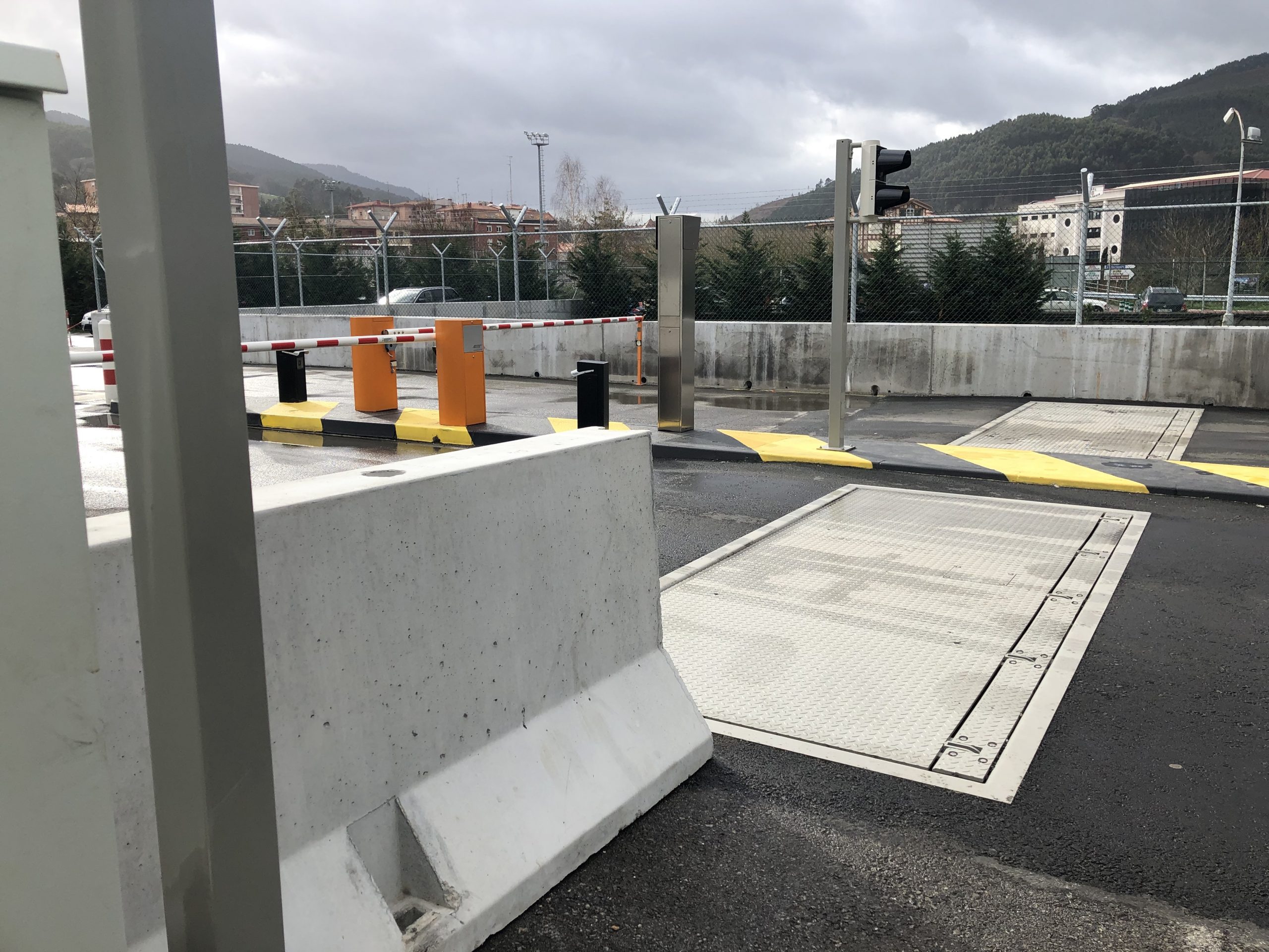 Control de Accesos y Roadblocker Redytel
